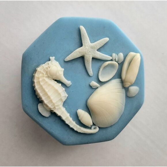 Vtg 3.75" Design Gift Int. Soapstone Blue Swirl Trinket Box Ocean Sea Shells - Picture 10 of 10